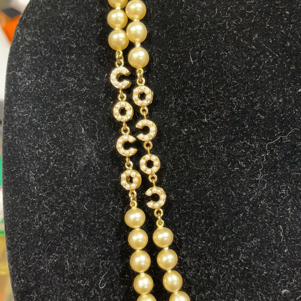 VINTAGE CHANEL PEARL STATION NECKLACE - Picture 3 of 8
